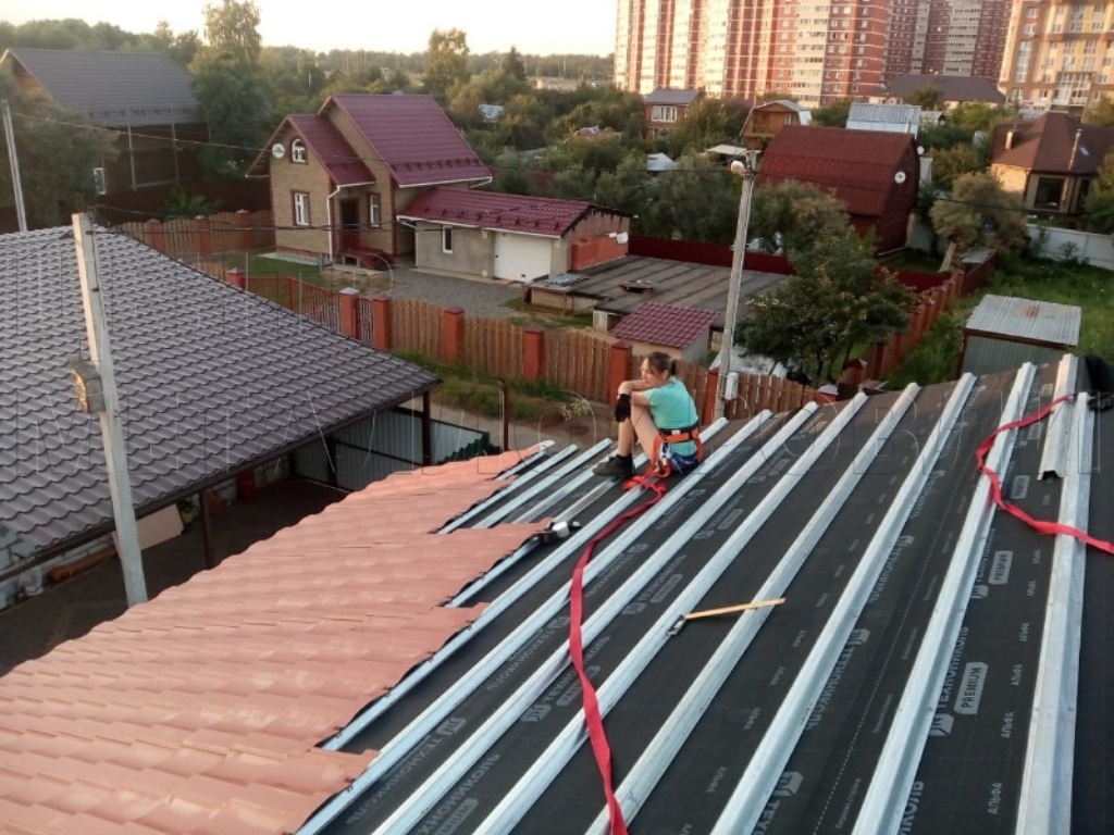 Металлочерепица Геркулес 8004 терракотовый Стальной Бархат от Центра Металлокровли в Туле