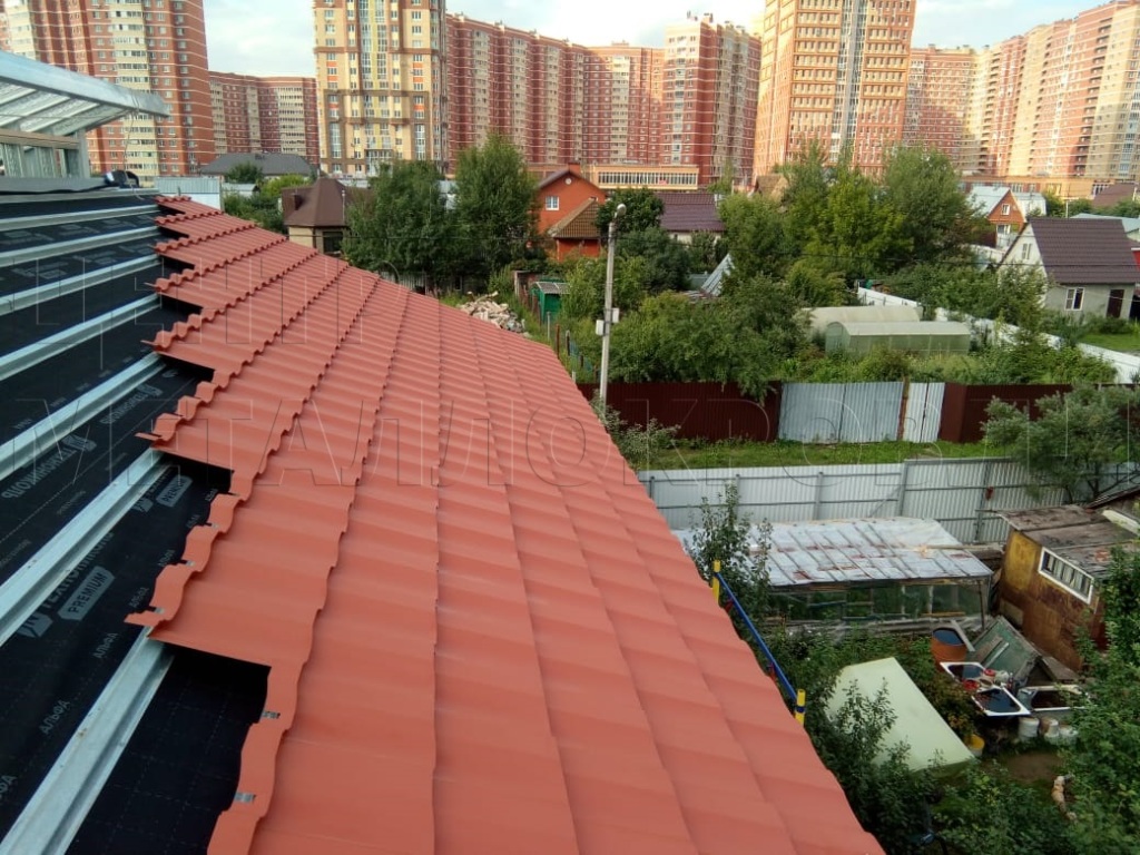 Металлочерепица Геркулес 8004 терракотовый Стальной Бархат от Центра Металокровли в Туле